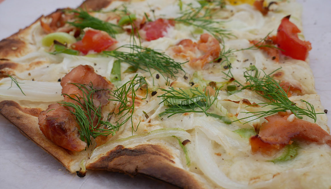 Maritimer Flammkuchen Nahaufnahme von Das Flämmchen auf der KiWo 2017