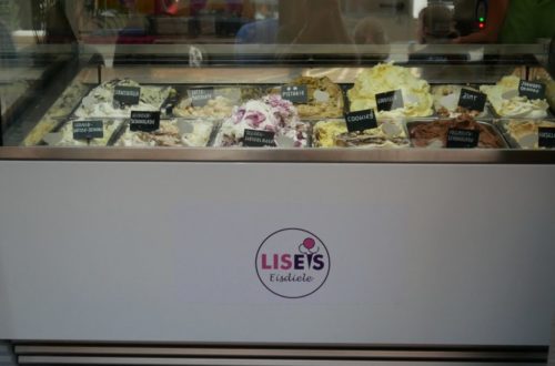 LISEIS Theke mit Eissorten